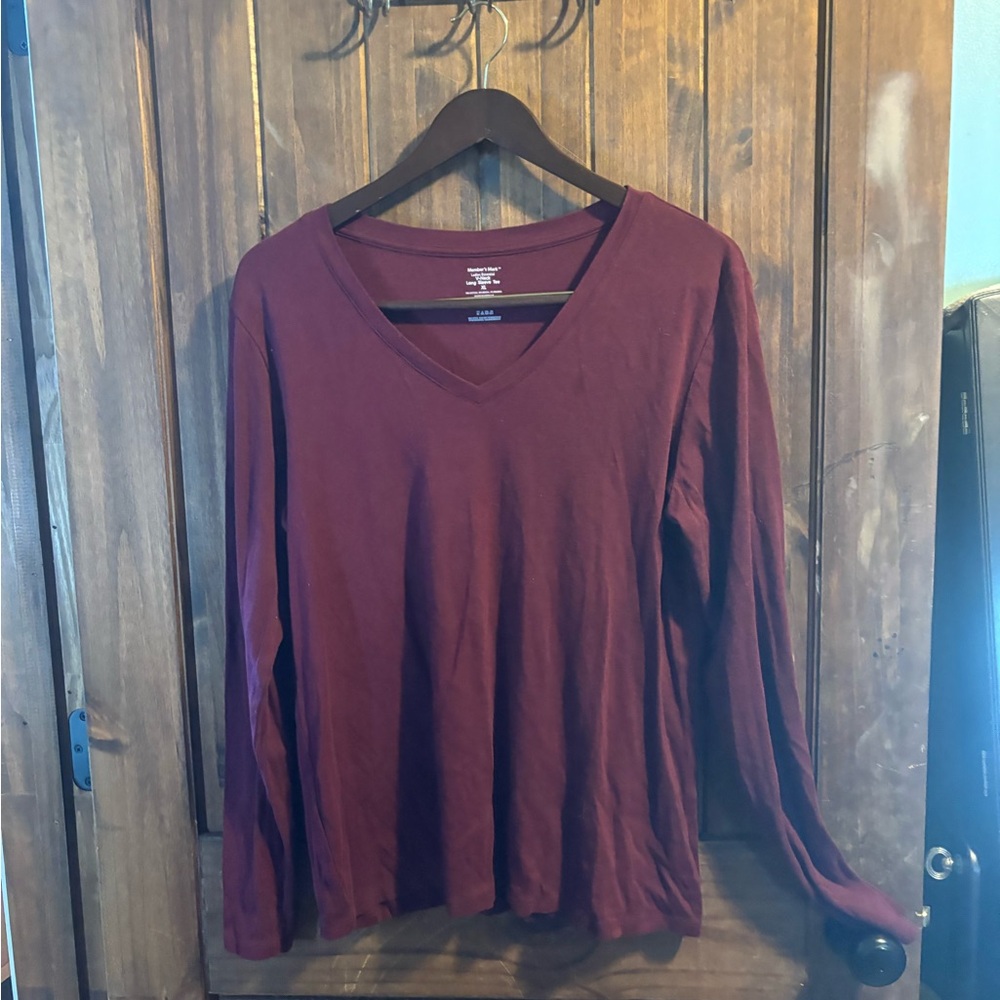Elegant Maroon V-Neck Long Sleeve Top